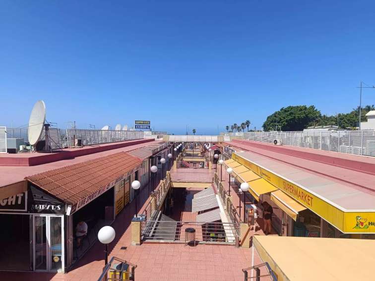 Bedrohungen und Drogenhandel im Einkaufszentrums Europa in Puerto Rico  … 